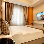 Hotel Santra