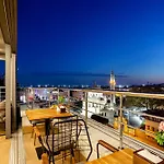 Hotel Santra 2*