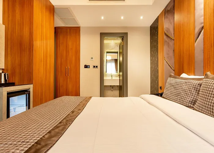 Santra 2* Estambul