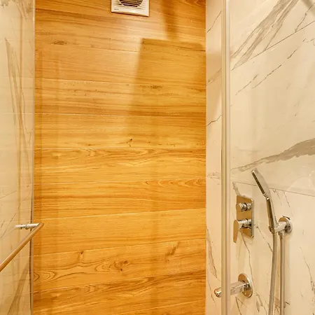 Santra 2* イスタンブール