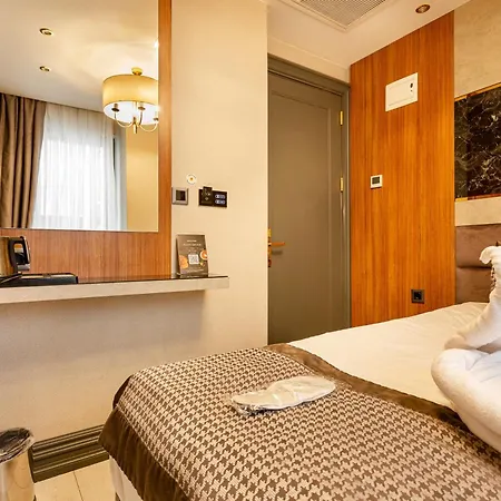 Santra 2* Istanbul