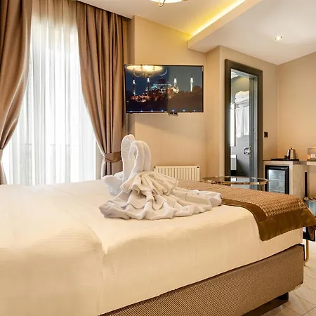 Santra Hotel